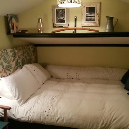 Lowther House Oda ve Kahvaltı 4*