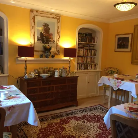 Bed and breakfast Lowther House