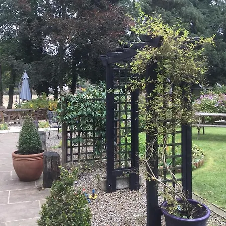 Couette-café Lowther House 4*