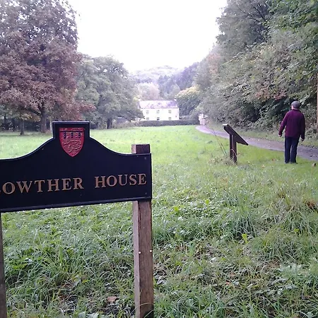 Couette-café Lowther House 4*