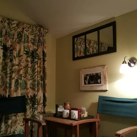 Lowther House Bed and Breakfast 4*